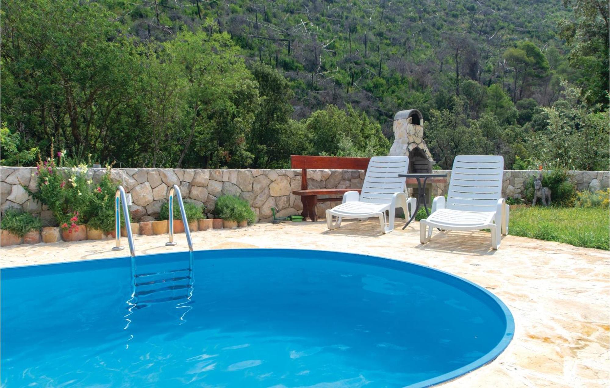 2 Bedroom Stunning Apartment In Trstenik * Trstenik (Dubrovnik-Neretva)